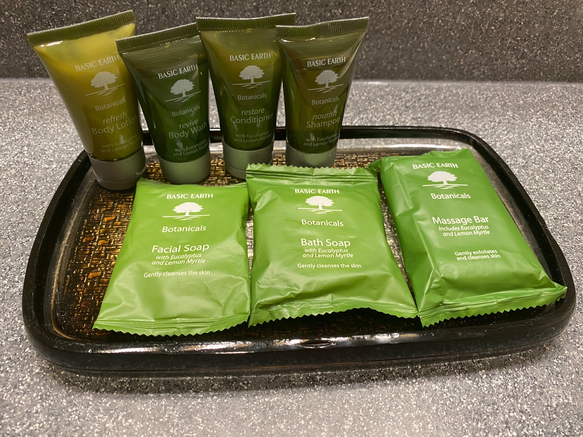 hotel amenity tray