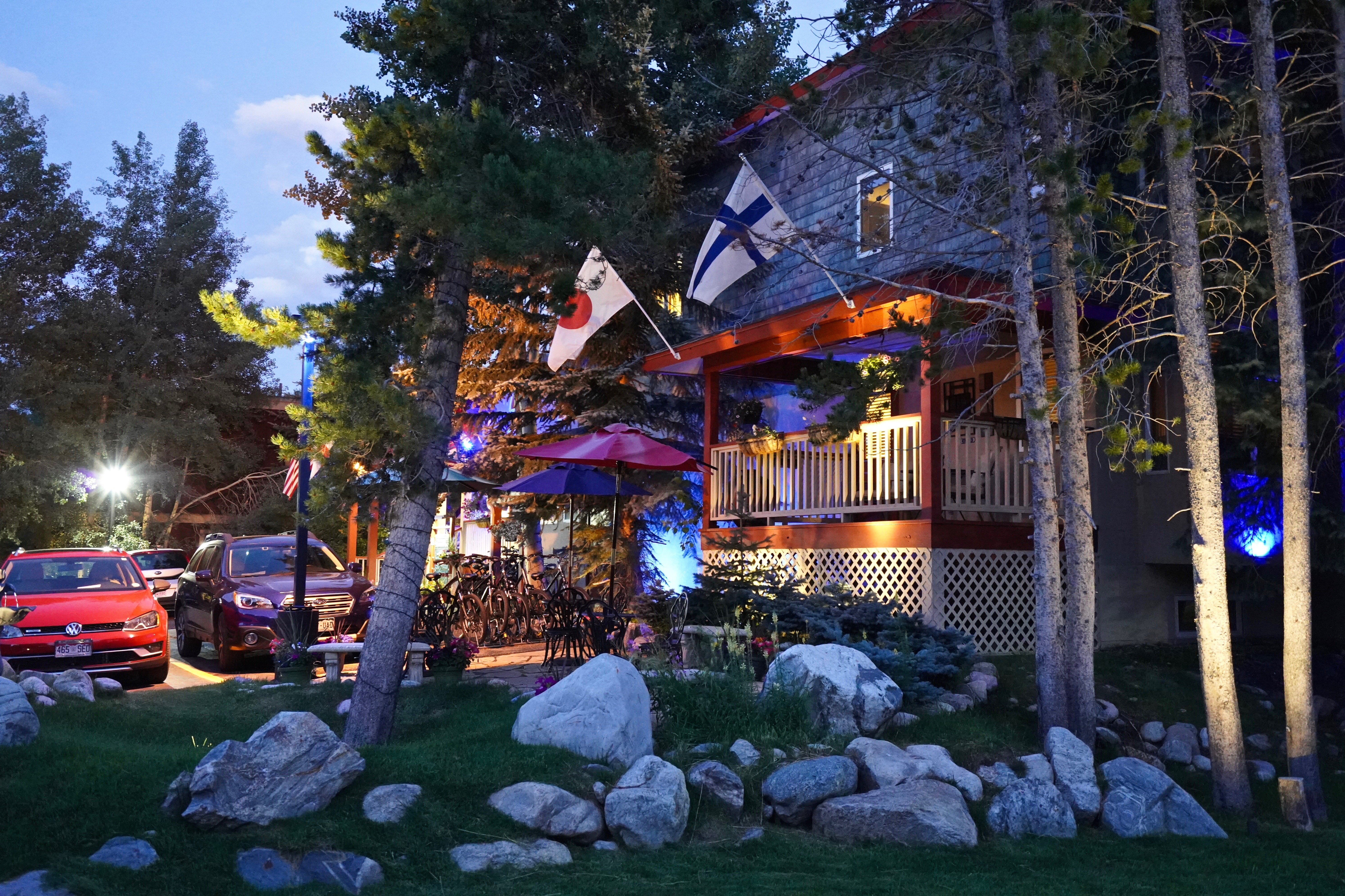 charming mountain hotel exterior frisco colorado