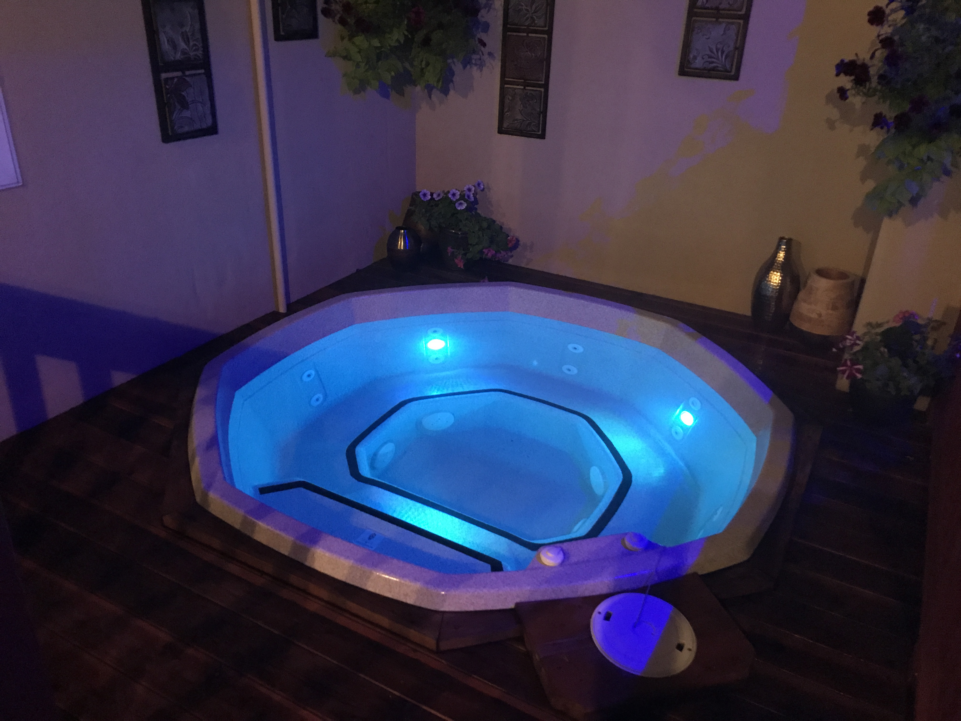 outdoor hot tub in frisco co