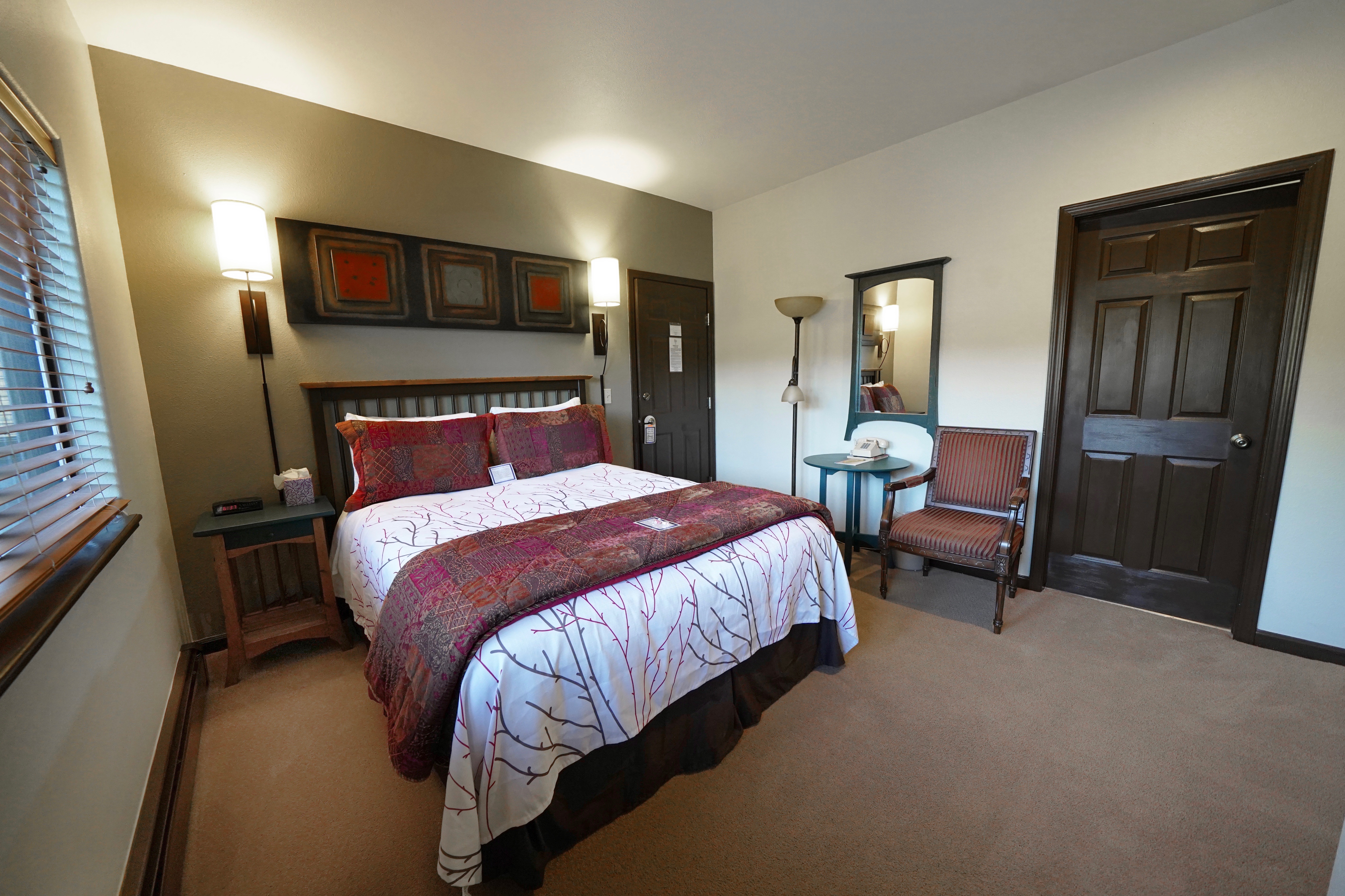 signature kind room 206